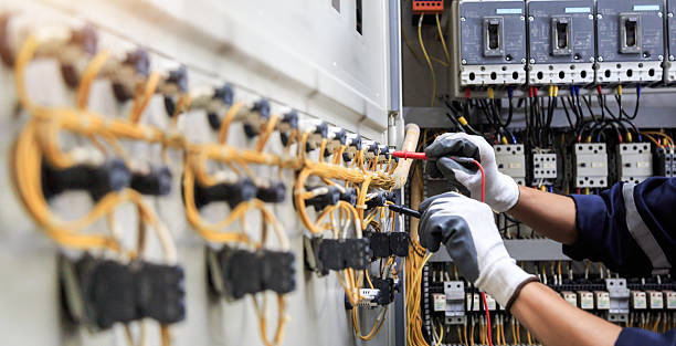 Professional Electrician technician working in Elkton, MD